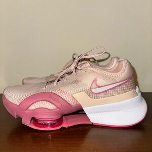 Nike Women's Air Zoom Superrep 3